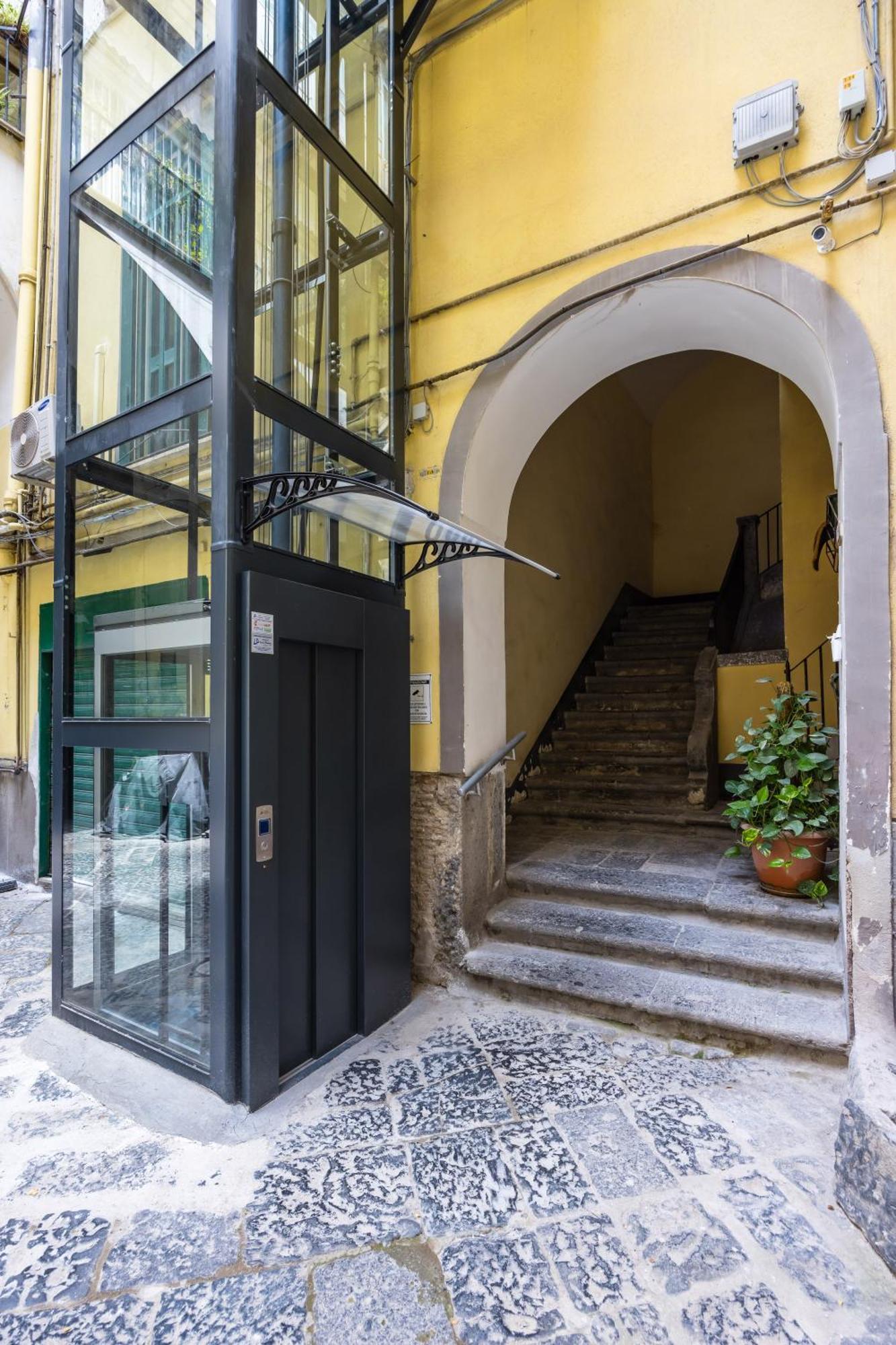 Piazza Miraglia - Apartment By Wonderful Italy 那不勒斯 外观 照片